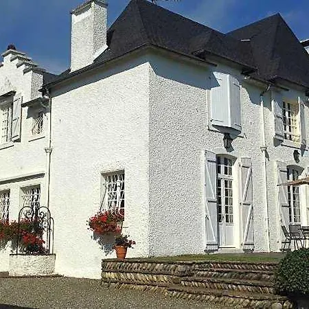Clos Mirabel Manor - *