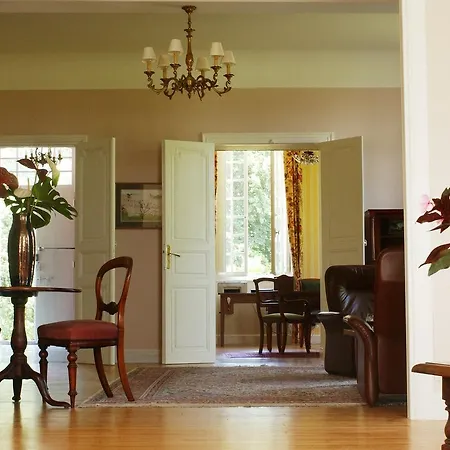 Clos Mirabel Manor - Ferienhaus