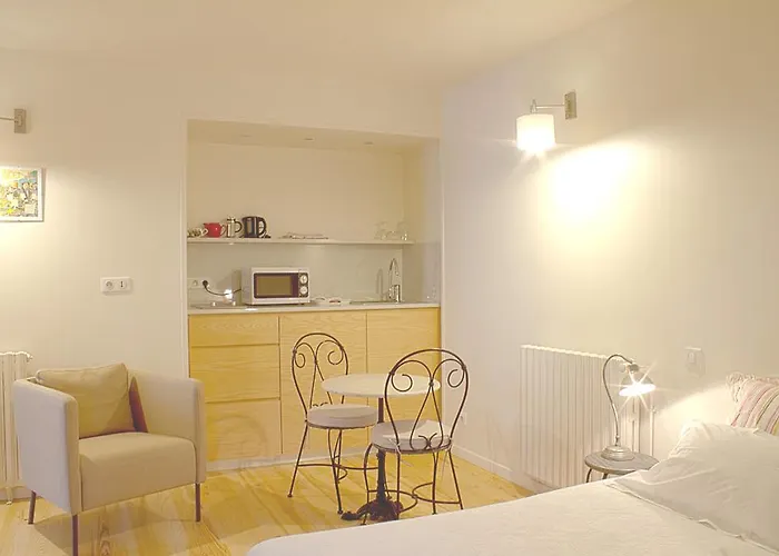 Clos Mirabel Manor - Semesterbostad