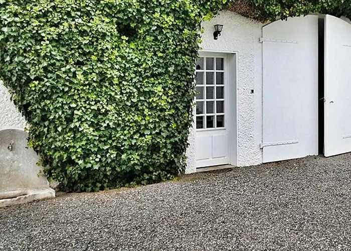 Semesterbostad Clos Mirabel Manor - Jurançon