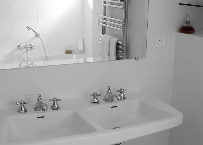 Clos Mirabel Manor - Semesterbostad *