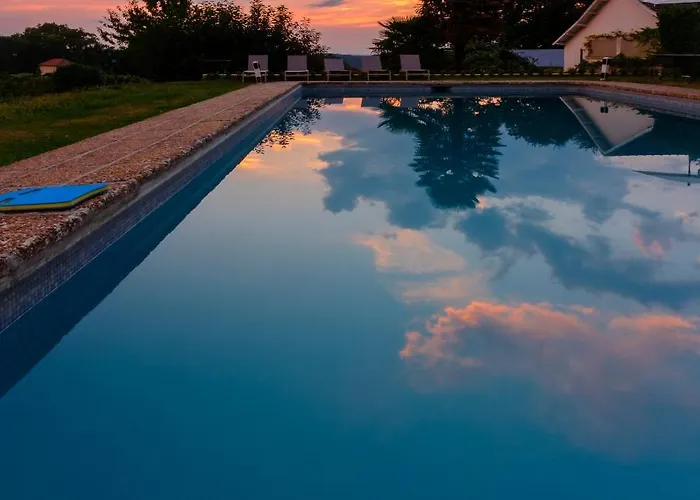 Clos Mirabel Manor - Semesterbostad *